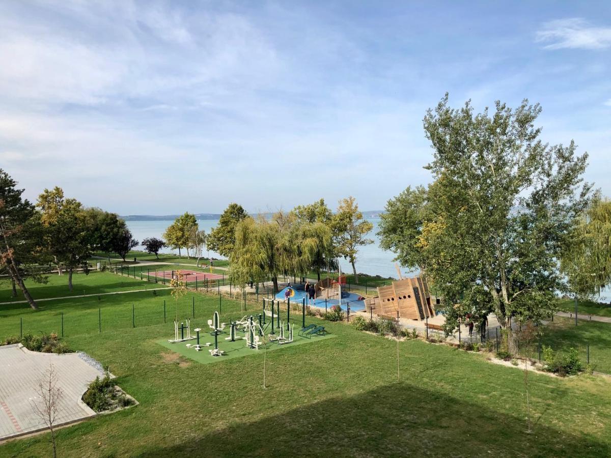 Silver Coast Apartman Siofok Exterior photo