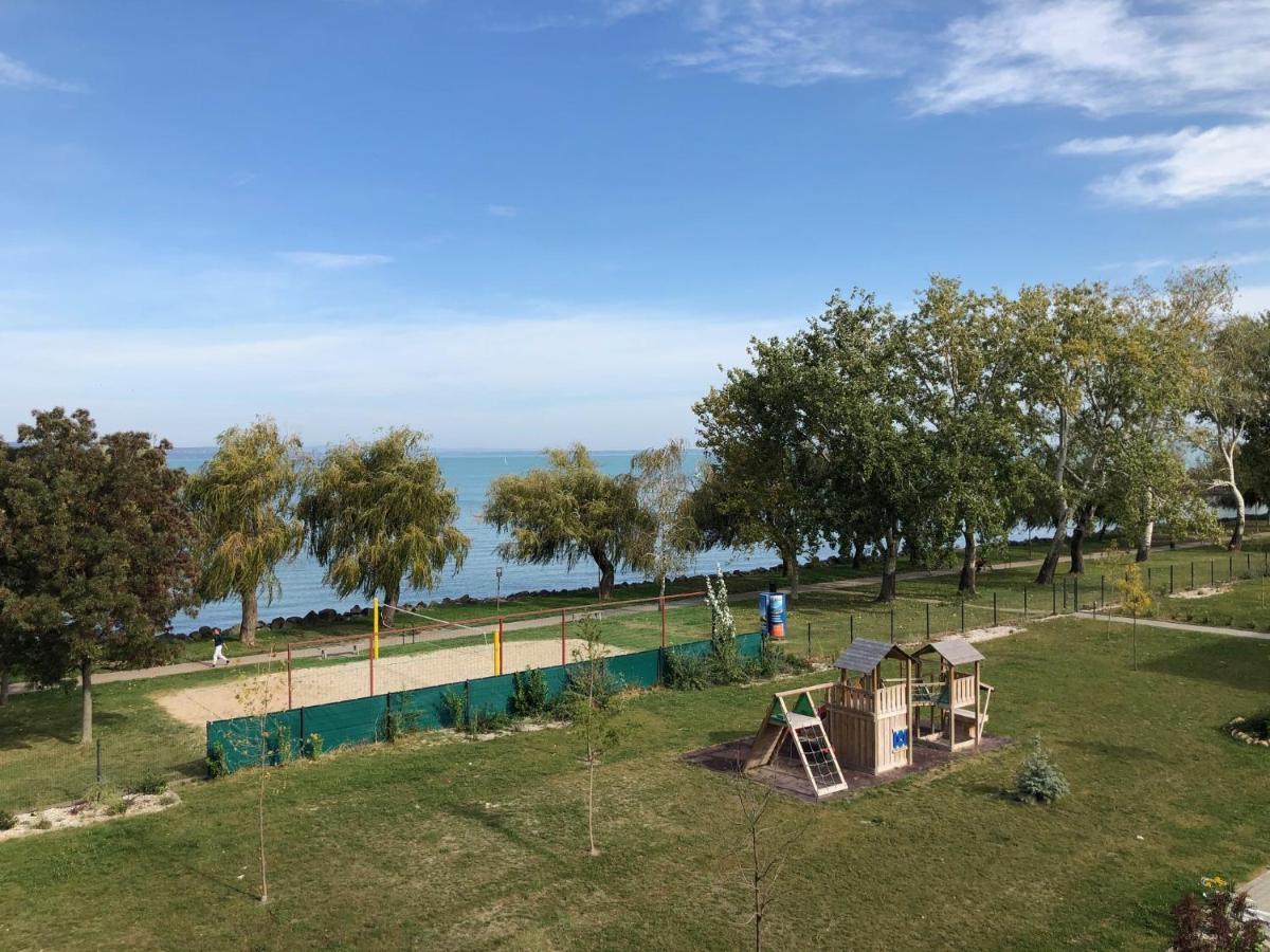 Silver Coast Apartman Siofok Exterior photo